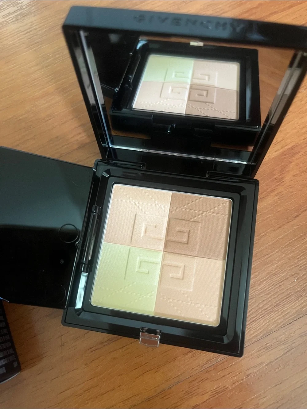 Givenchy Prisme Libre 4-Color Pressed Powder in Shade 5 Popeline Mimosa